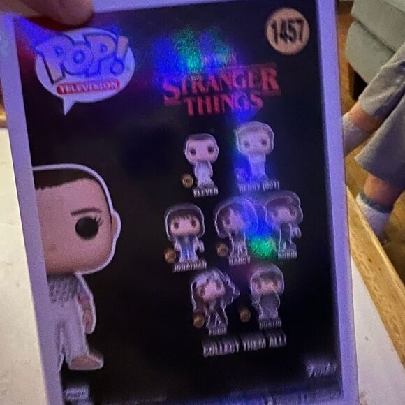 Funko Pop Stranger Things Eleven #1457 Vinyl Figure - Picture 7 of 8